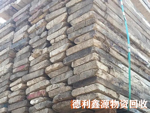 建筑木方回收價格，專業木方回收，高價竹膠板回收